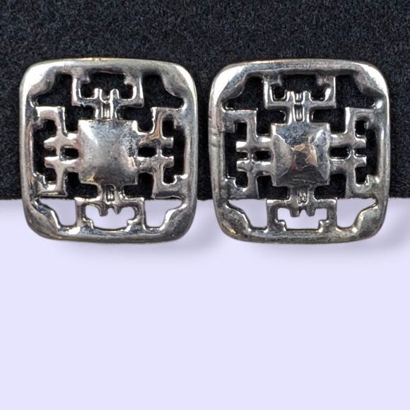 V. Square Brutalist Cut Out Earrings - Picture 2 of 5